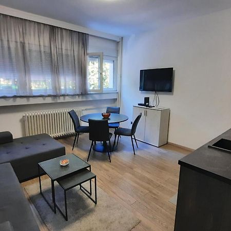 Apartman Pavlovic 1 Dedinje 外观 照片
