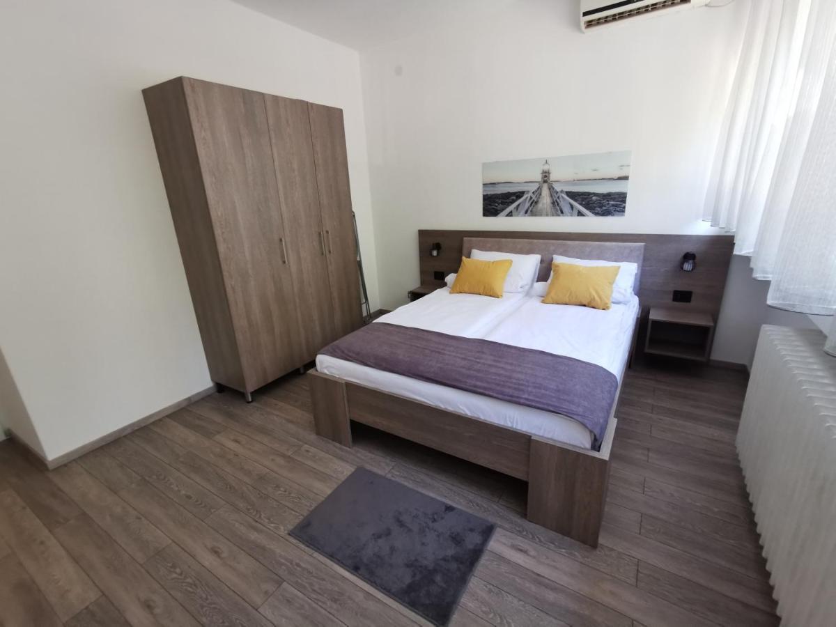 Apartman Pavlovic 1 Dedinje 外观 照片